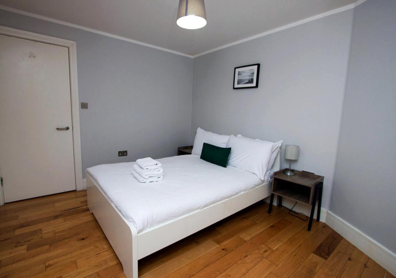 Westciti Caroco Croydon